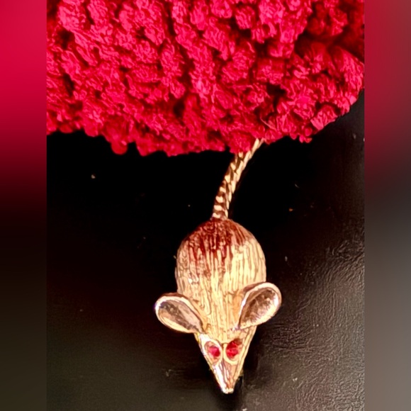 Vintage Jewelry - Vintage Gold-Tone Mouse Brooch with Ruby Rhinestone Eyes and Articulated Tail
